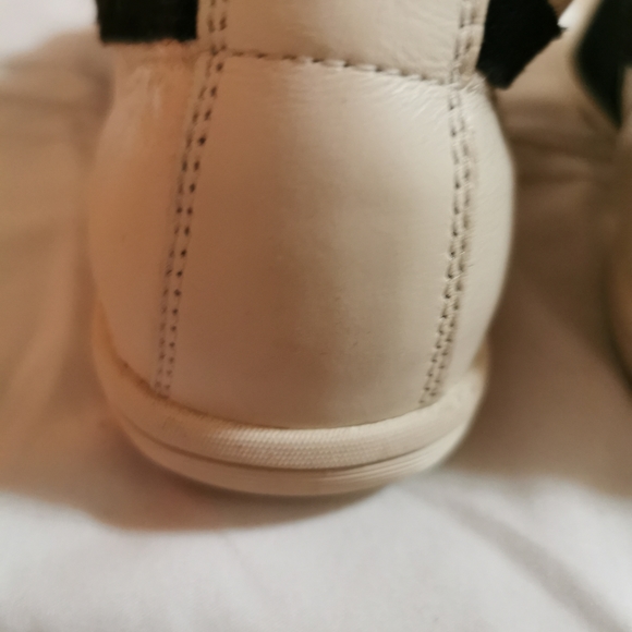 Puma hightops, Size 7.5 - Picture 8 of 16